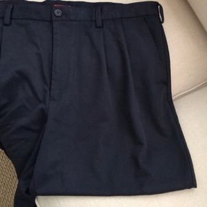 Navy Izod men’s shorts size40